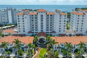 1325 Snell Isle Blvd NE, Saint Petersburg, FL 33704 - Photo 2