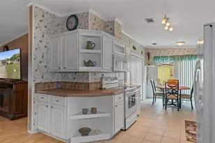 9155 Fontaine Dr, Brooksville, FL 34613 - Photo 14