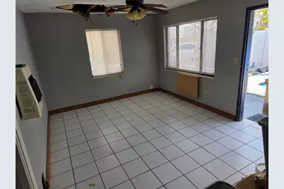 580 Bay Esplanade, Clearwater Beach, FL 33767 - Photo 10