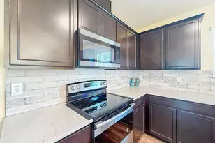 9324 Rally Spring Loop, Wesley Chapel, FL 33545 - Photo 20