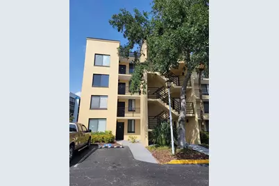 2424 W Tampa Bay Blvd #M-201, Tampa, FL 33607 - Photo 2