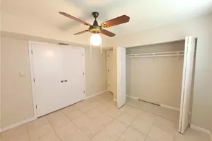 2424 W Tampa Bay Blvd, Tampa, FL 33607 - Photo 16