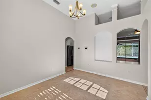 19156 Dove Creek Dr, Tampa, FL 33647 - Photo 14