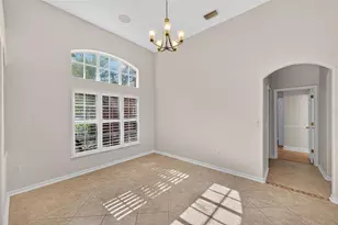 19156 Dove Creek Dr, Tampa, FL 33647 - Photo 18