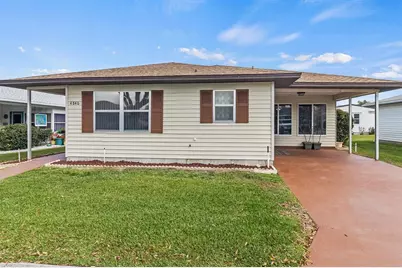 4846 Colonnades Club Boulevard, Lakeland, FL 33811 - Photo 2