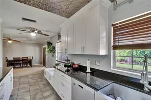 1716 Bayou Cir, Lakeland, FL 33803 - Photo 10