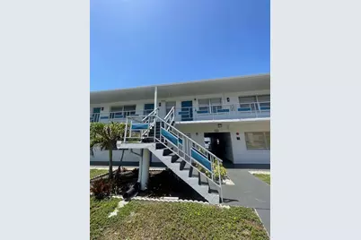 2011 58th Avenue N #20, Saint Petersburg, FL 33714 - Photo 2