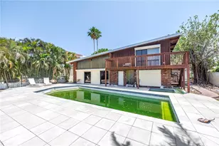 31 Dolphin Dr, Treasure Island, FL 33706 - Photo 22