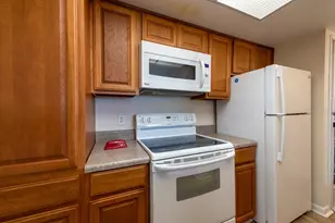 2617 Cove Cay Dr, Clearwater, FL 33760 - Photo 18