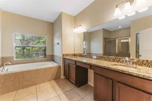 2637 Yukon Cliff Dr, Ruskin, FL 33570 - Photo 12