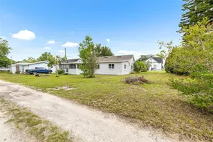 1002 NE 1st St, Mulberry, FL 33860 - Photo 12