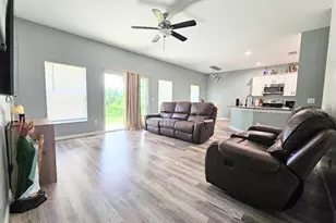 37230 Poinsettia Ave, Dade City, FL 33525 - Photo 18