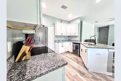 37230 Poinsettia Avenue, Dade City, FL 33525 - Photo 8