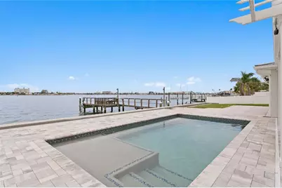 7060 S Shore Drive S, South Pasadena, FL 33707 - Photo 2