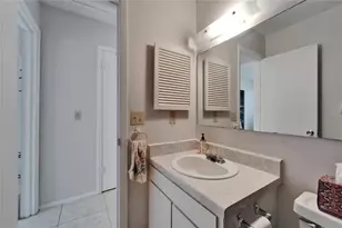 4215 E Bay Dr, Clearwater, FL 33764 - Photo 38