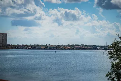 6158 Palma Del Mar Boulevard S #306, Saint Petersburg, FL 33715 - Photo 12