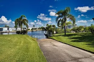 707 Del Luna Dr, North Port, FL 34287 - Photo 6