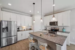 764 W Bayshore Dr, Tarpon Springs, FL 34689 - Photo 8