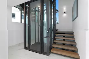 2087 Michigan Ave NE, Saint Petersburg, FL 33703 - Photo 52