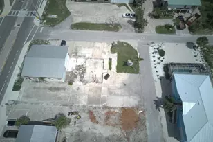 6081 Shelby Ln, Fort Myers Beach, FL 33931 - Photo 38