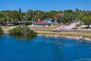 1963 Edgewater Dr, Clearwater, FL 33755 - Photo 2