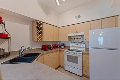 200 4th Avenue S #220, Saint Petersburg, FL 33701 - Photo 8
