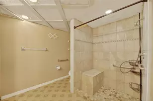 9635 Joe Ebert Rd, Seffner, FL 33584 - Photo 28