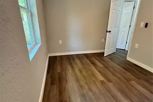 1675 13th Ave S, Saint Petersburg, FL 33712 - Photo 18