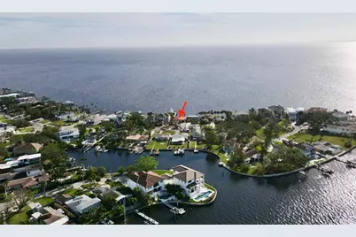 3227 Bayshore Boulevard NE, Saint Petersburg, FL 33703 - Photo 30