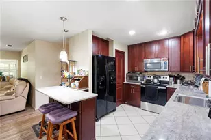 39252 Kimberly Ave, Zephyrhills, FL 33540 - Photo 16