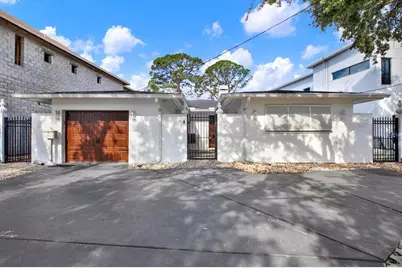 3800 Shore Acres Boulevard NE, Saint Petersburg, FL 33703 - Photo 2