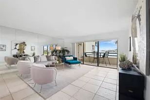 138 1st St E, Tierra Verde, FL 33715 - Photo 8