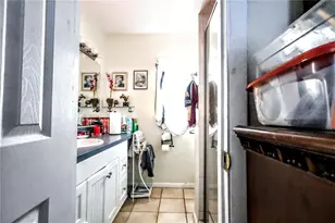 11411 N 19th St, Tampa, FL 33612 - Photo 52