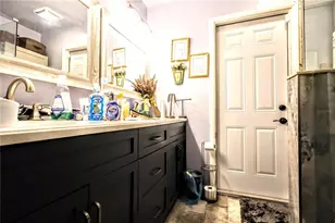 11411 N 19th St, Tampa, FL 33612 - Photo 22