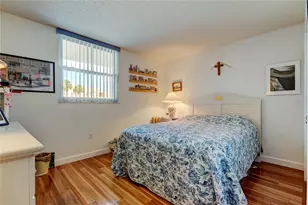 7465 Bay Island Dr S, South Pasadena, FL 33707 - Photo 24