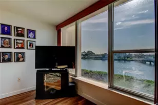 7465 Bay Island Dr S, South Pasadena, FL 33707 - Photo 6