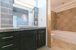 101 N 12th St, Tampa, FL 33602 - Photo 12