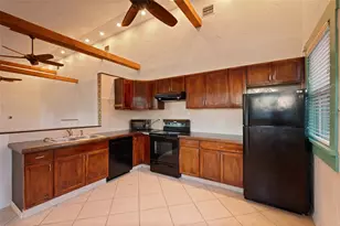 2451 2nd Ave N, Saint Petersburg, FL 33713 - Photo 18