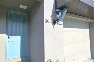 17015 Coral Key Dr, Nokomis, FL 34275 - Photo 2