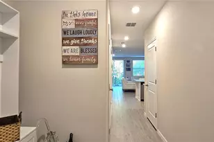 17015 Coral Key Dr, Nokomis, FL 34275 - Photo 4