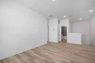 10709 Wading River Ave, Parrish, FL 34219 - Photo 8