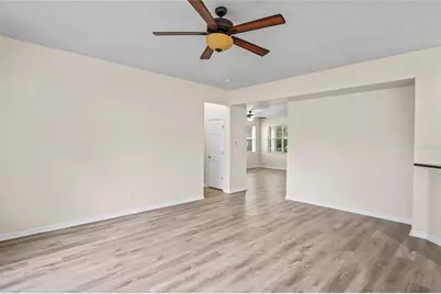 7249 Bridgeview Drive, Wesley Chapel, FL 33545 - Photo 10