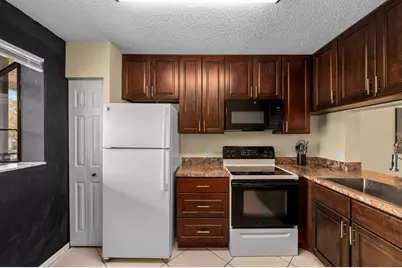 1905 Oyster Catcher Lane #924, Clearwater, FL 33762 - Photo 4