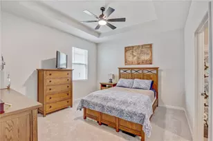 12401 Shining Willow St, Riverview, FL 33579 - Photo 18