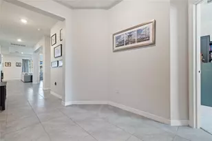 12401 Shining Willow St, Riverview, FL 33579 - Photo 2