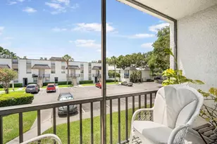 801 Russell Ln, Brandon, FL 33510 - Photo 12