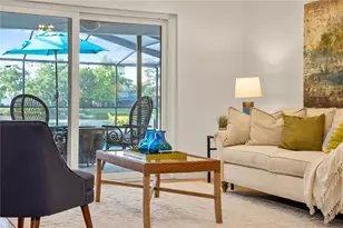 3925 Dunaire Dr, Valrico, FL 33596 - Photo 10