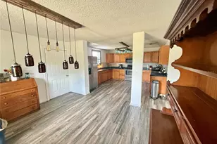 439 Corbett Rd, Lithia, FL 33547 - Photo 8