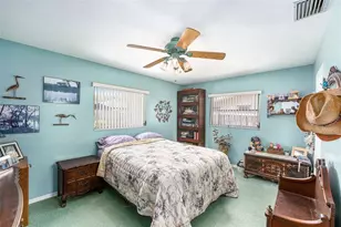 10400 112th Way, Largo, FL 33778 - Photo 12