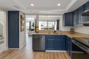 4360 Outrigger Ln, Tampa, FL 33615 - Photo 6